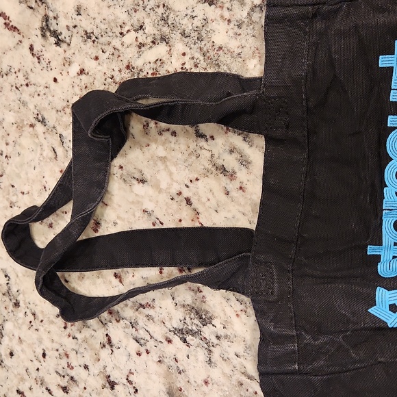 STRANGER THINGS POP UP STORE EXCLUSIVE STARCOURT NEON PINK BLUE TOTE BAG - Picture 4 of 8